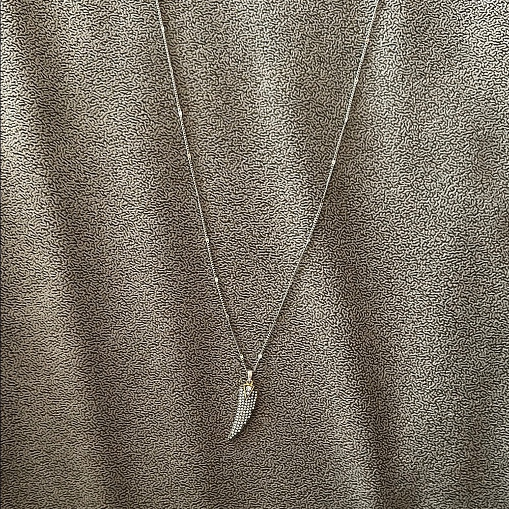 Elegant Silver Necklace with Gold Accents